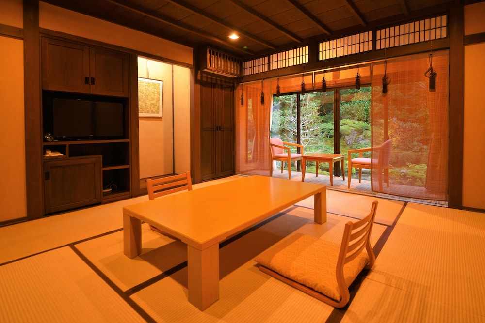 京都大原の料理旅館 芹生 京都