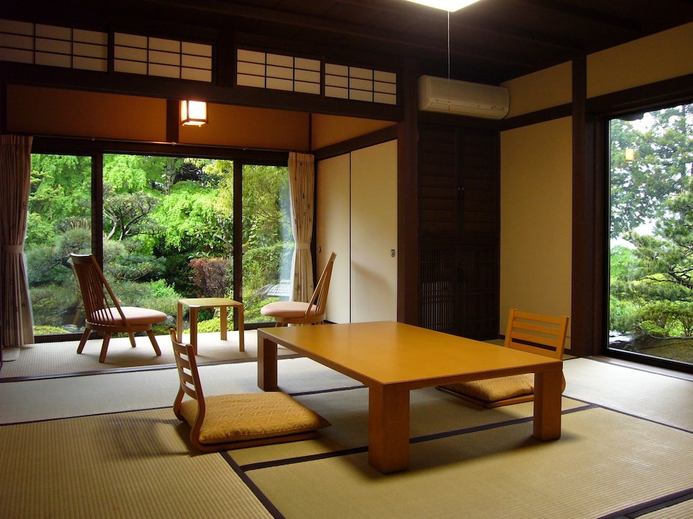 京都大原の料理旅館 芹生 京都