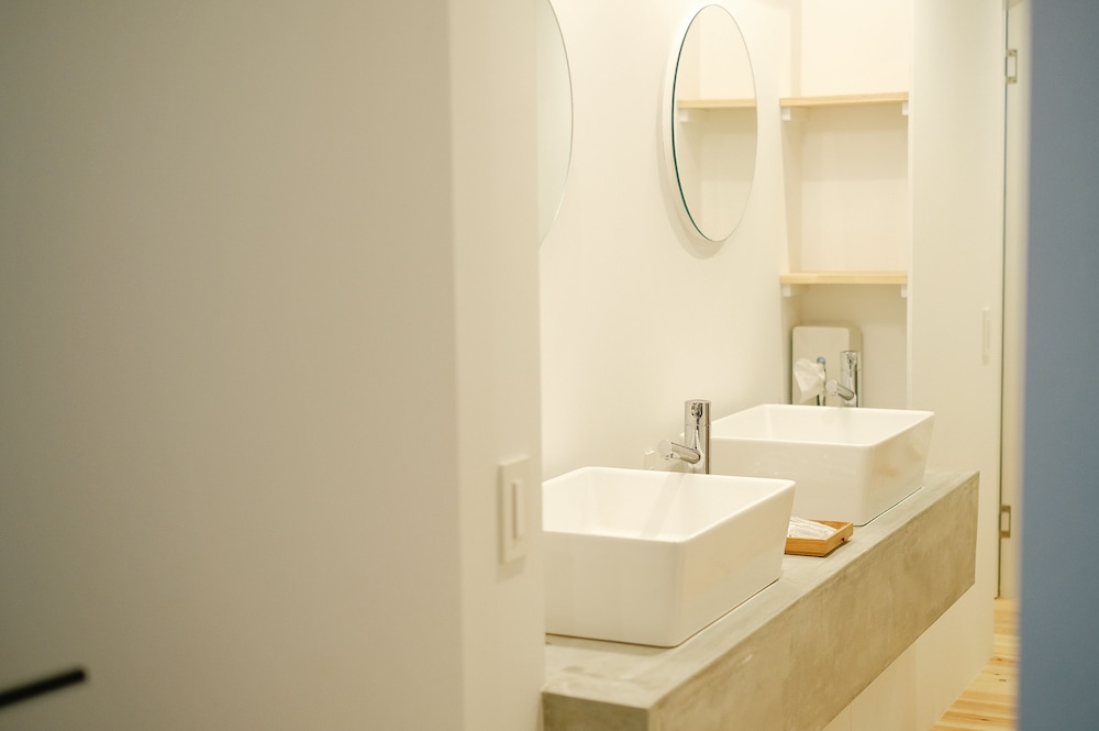 A DAY IN KHAKI KHAKI GUESTHOUSE 京都