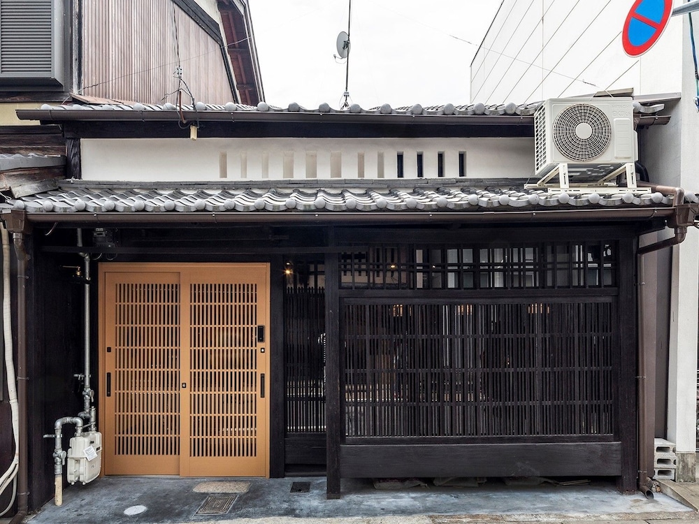 HIGASHIYAMA JIN 京都