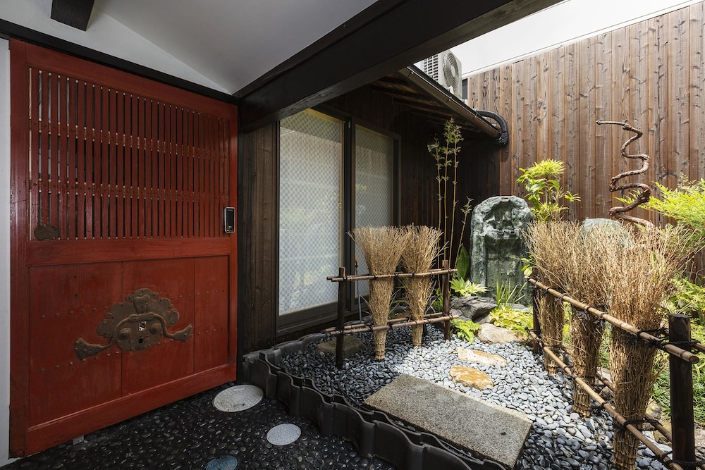 HIGASHIYAMA JIN 京都