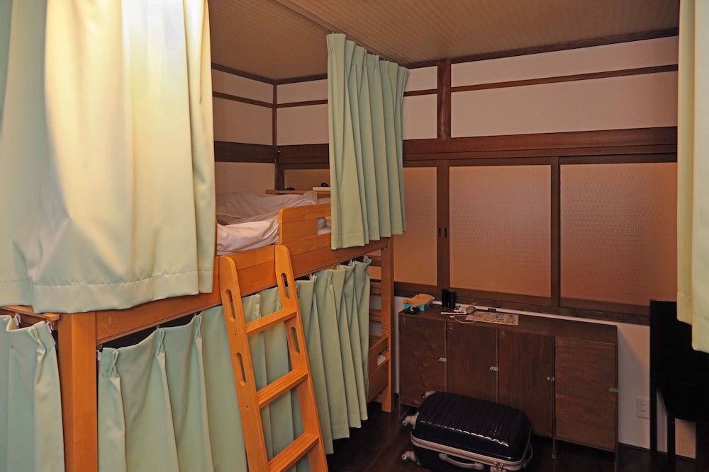 GUESTHOUSE KYOTO COMPASS 京都