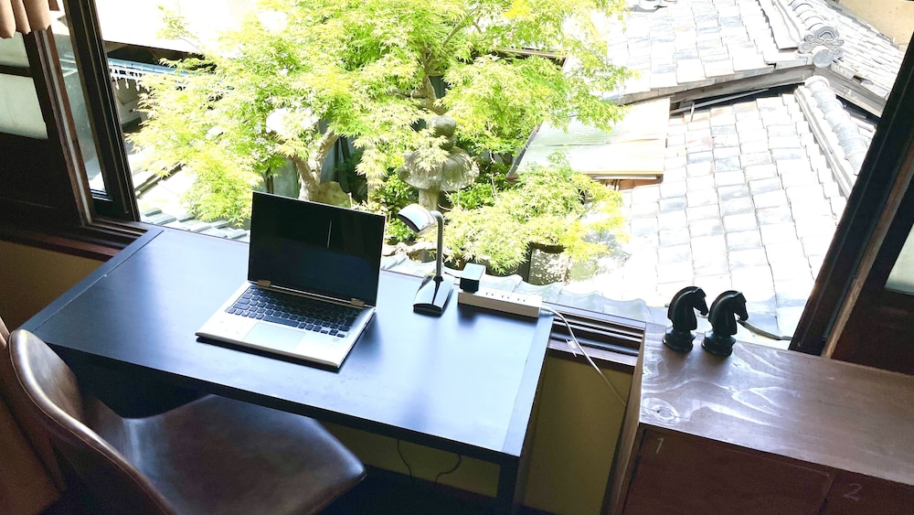GUESTHOUSE KYOTO COMPASS 京都