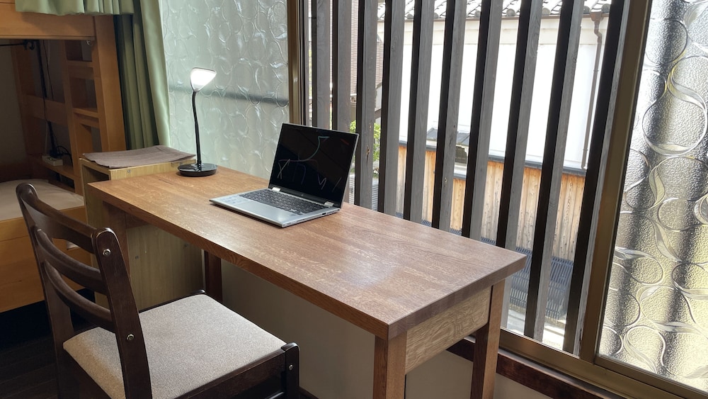 GUESTHOUSE KYOTO COMPASS 京都