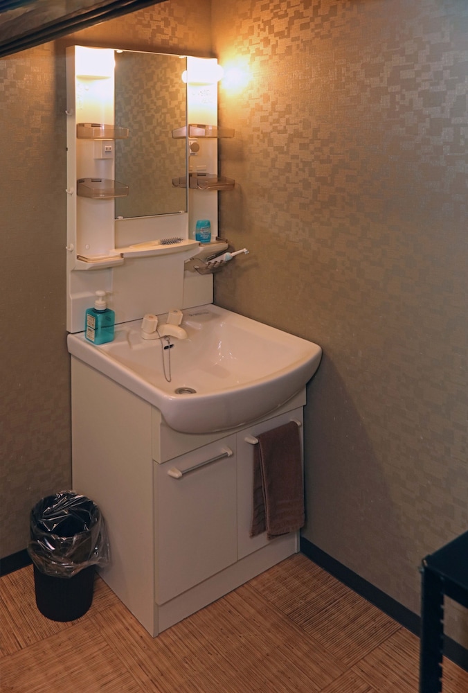 GUESTHOUSE KYOTO COMPASS 京都