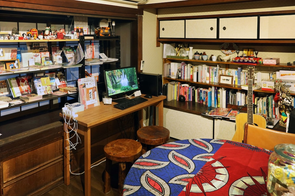 GUESTHOUSE KYOTO COMPASS 京都