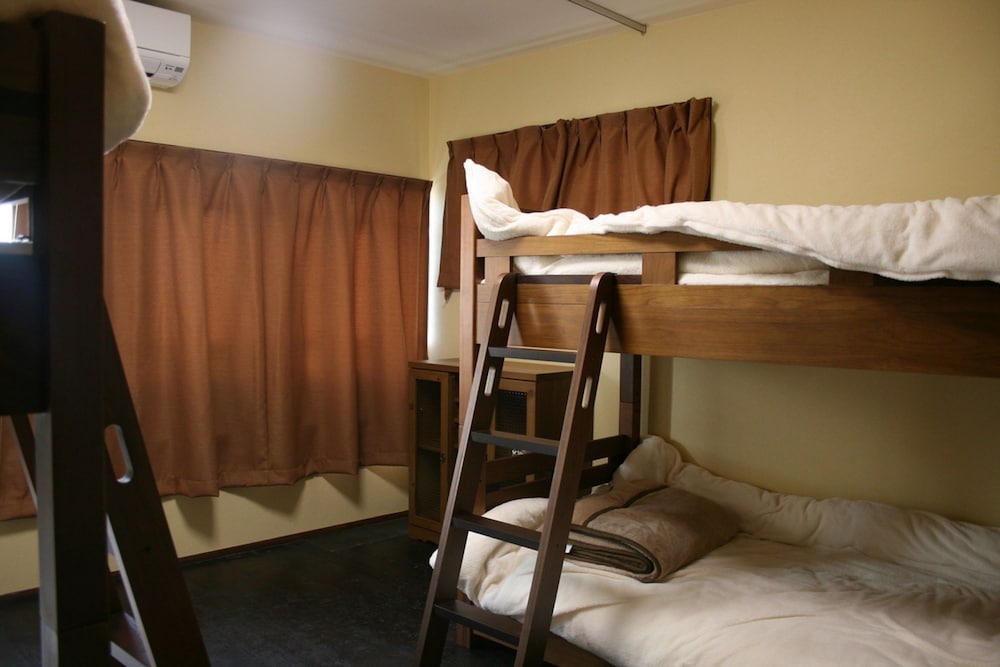 GUESTHOUSE KYOTO COMPASS 京都