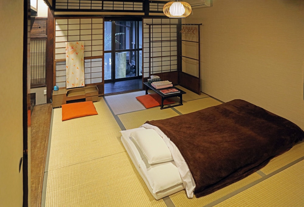 GUESTHOUSE KYOTO COMPASS 京都