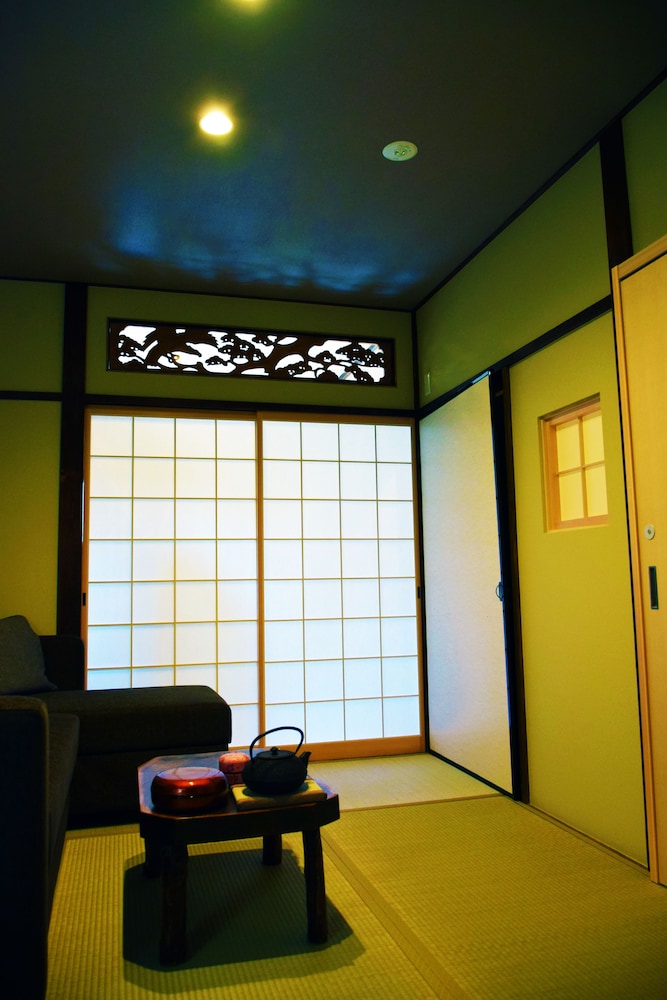 GUESTHOUSE HANAMIYA 京都