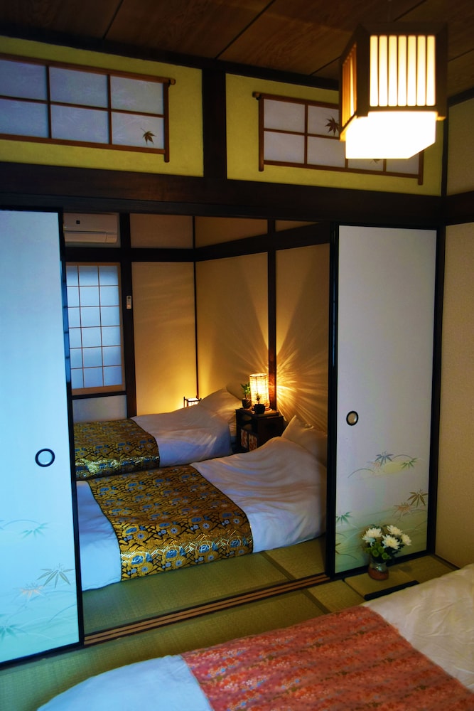 GUESTHOUSE HANAMIYA 京都