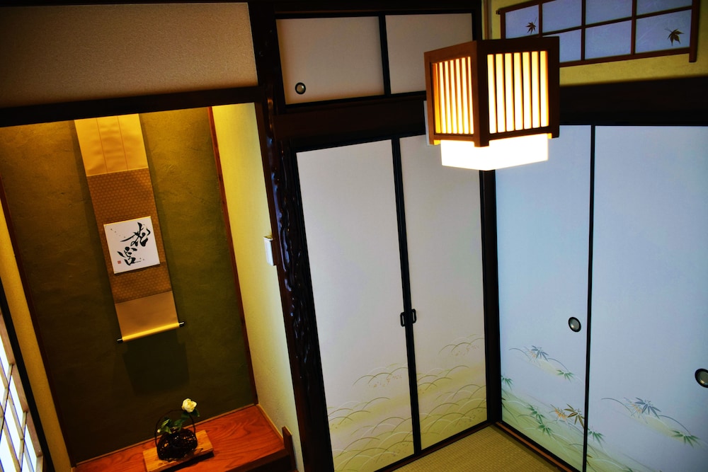 GUESTHOUSE HANAMIYA 京都