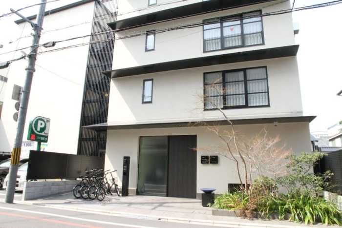 THE GENERAL KYOTO 高辻麩屋町 京都