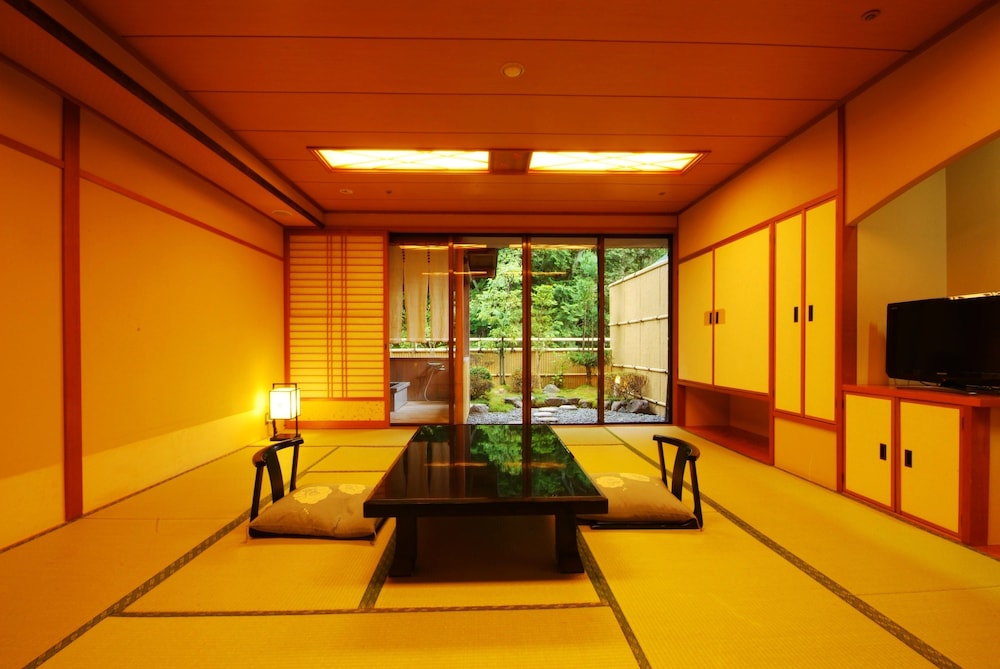 松園荘 保津川亭 京都
