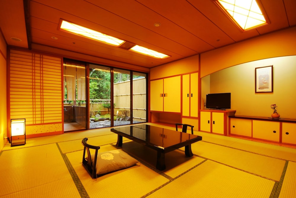 松園荘 保津川亭 京都