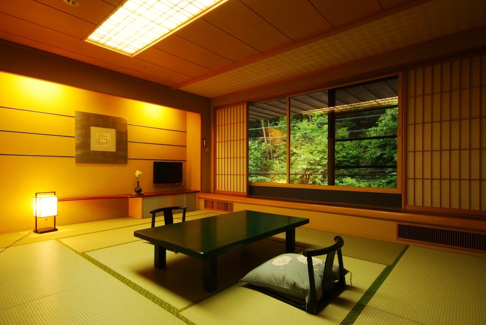 松園荘 保津川亭 京都