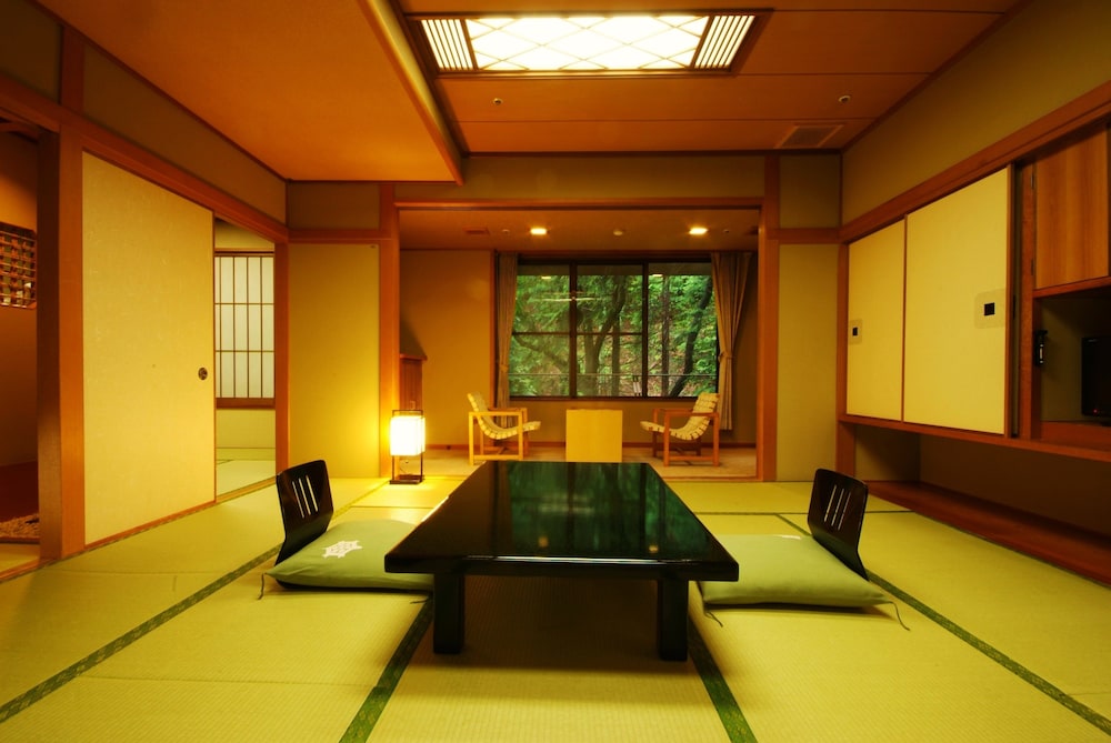松園荘 保津川亭 京都
