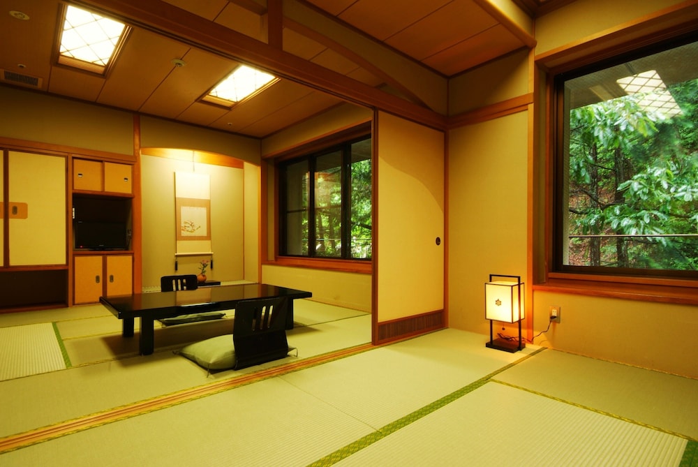 松園荘 保津川亭 京都
