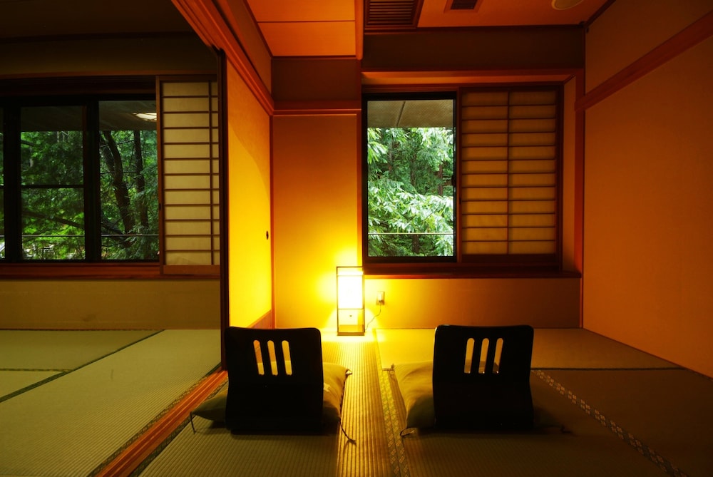 松園荘 保津川亭 京都