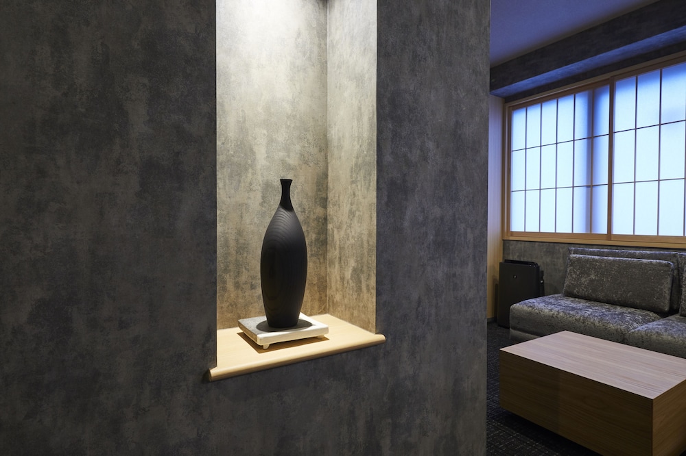 RINN SHIJO NISHINOTOIN 京都
