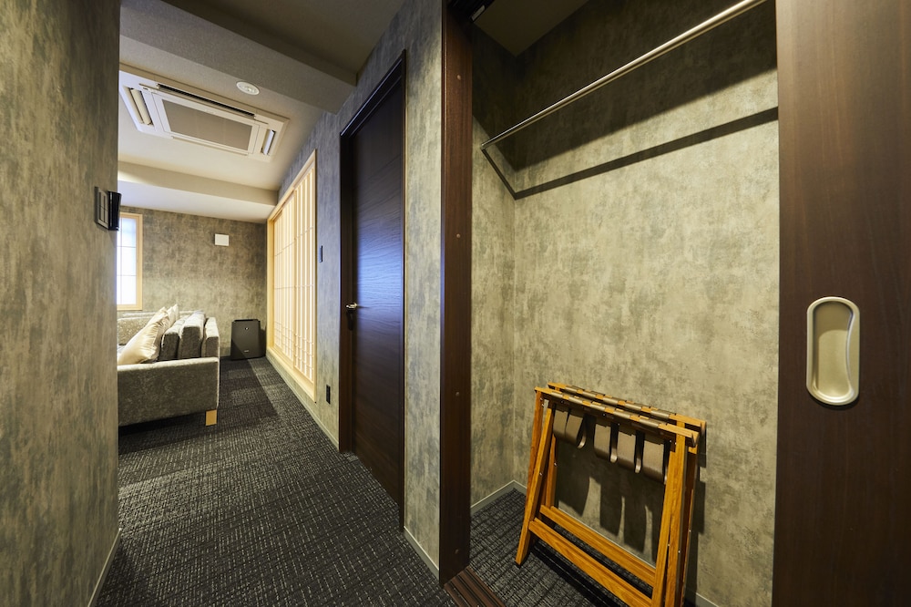 RINN SHIJO NISHINOTOIN 京都