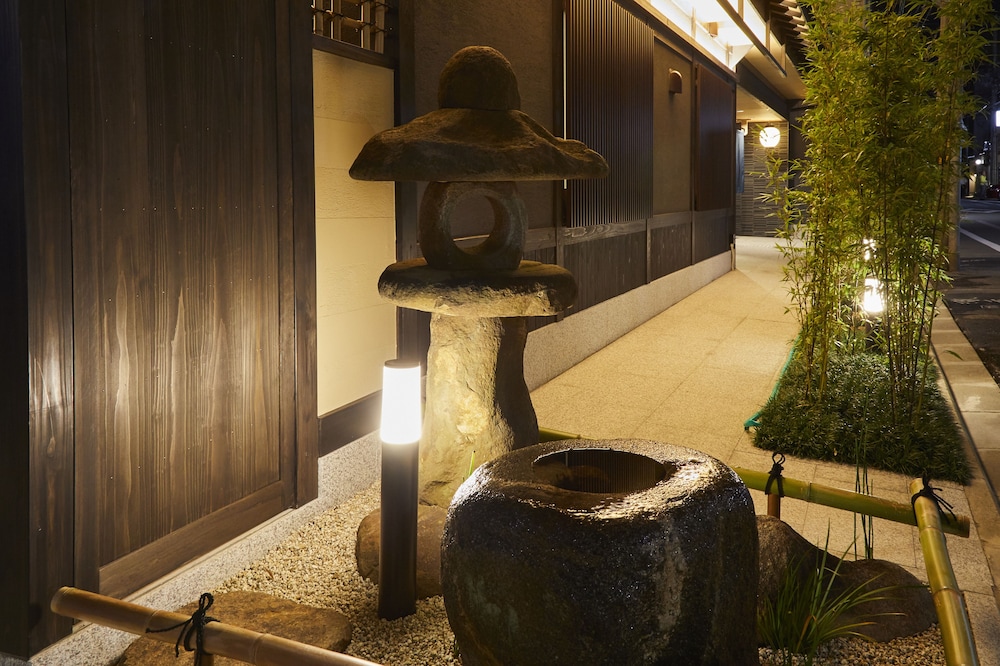 RINN SHIJO NISHINOTOIN 京都