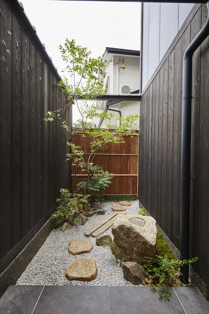 RINN HIGASHI OTOWA 京都