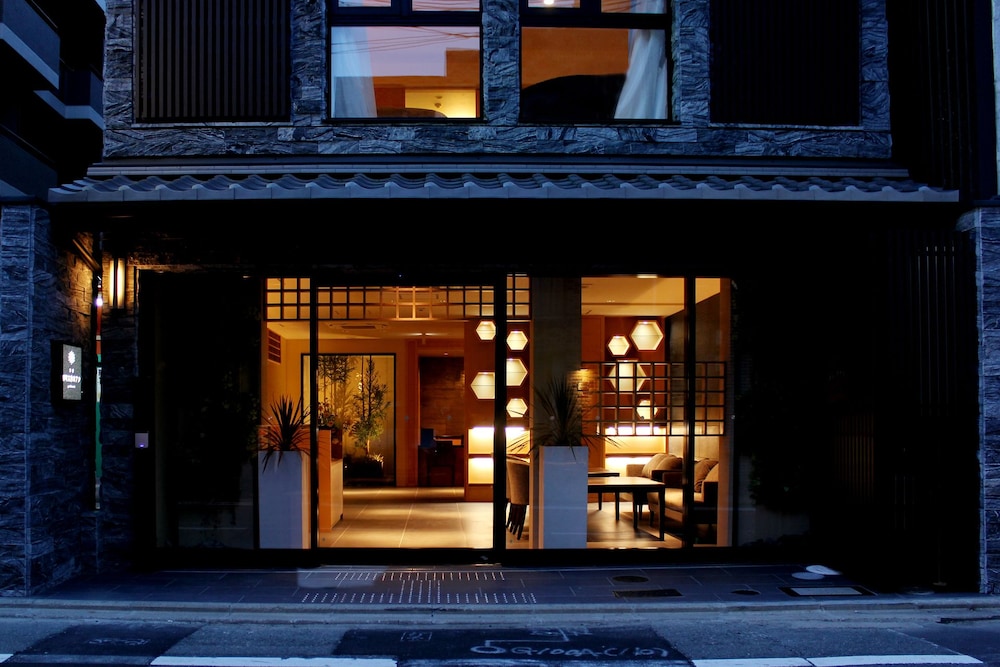 京都 新町六角ホテル グランレブリー 京都