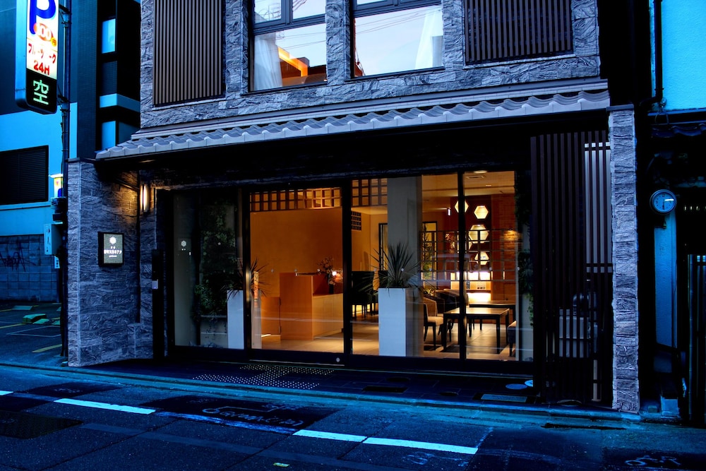 京都 新町六角ホテル グランレブリー 京都