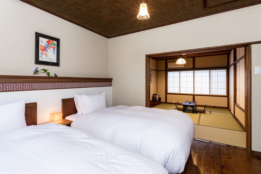 京いすけ 百足屋町 OTONARI 京都