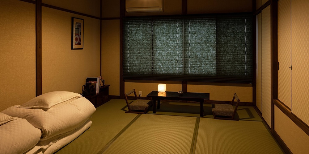 京いすけ 百足屋町 OTONARI 京都