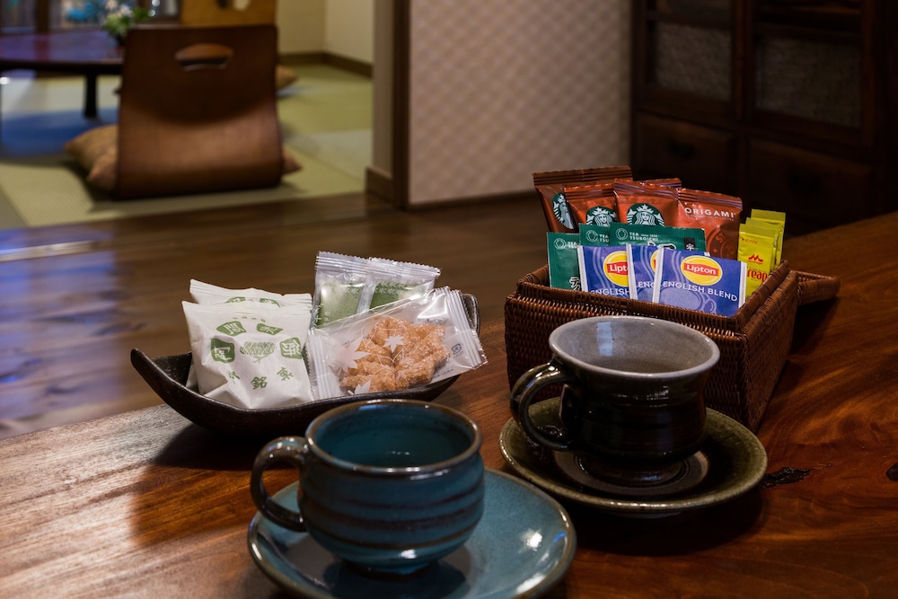 京いすけ 百足屋町 OTONARI 京都