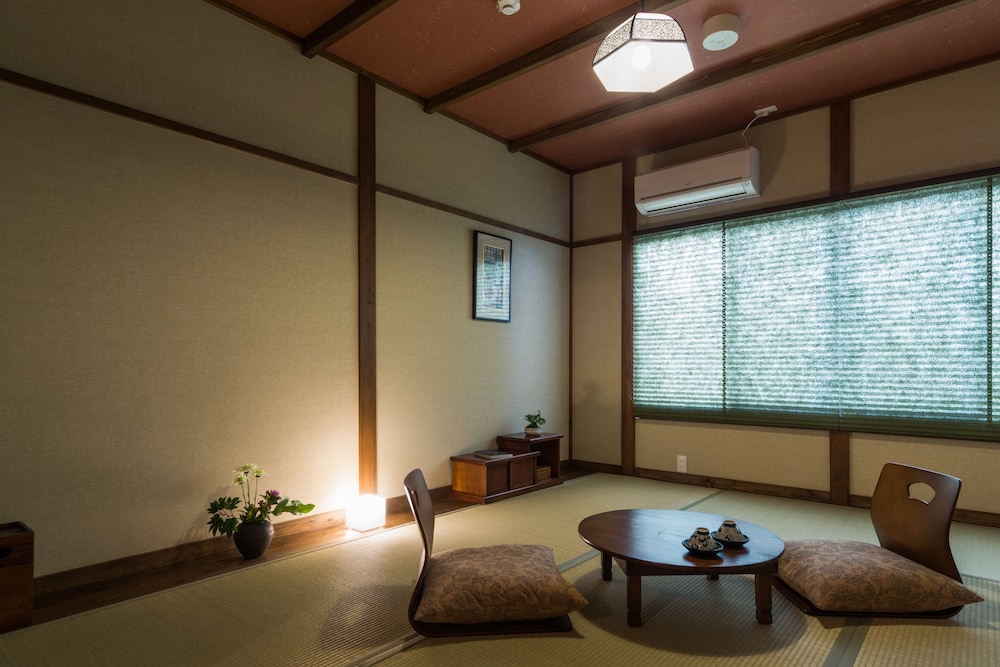 京いすけ 百足屋町 OTONARI 京都