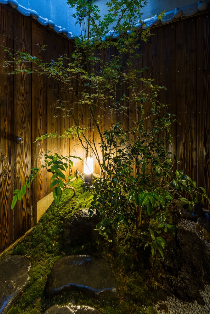 京いすけ 百足屋町 OTONARI 京都