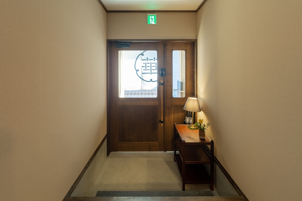 京都一棟貸し町屋旅館「華・星屋 」 京都