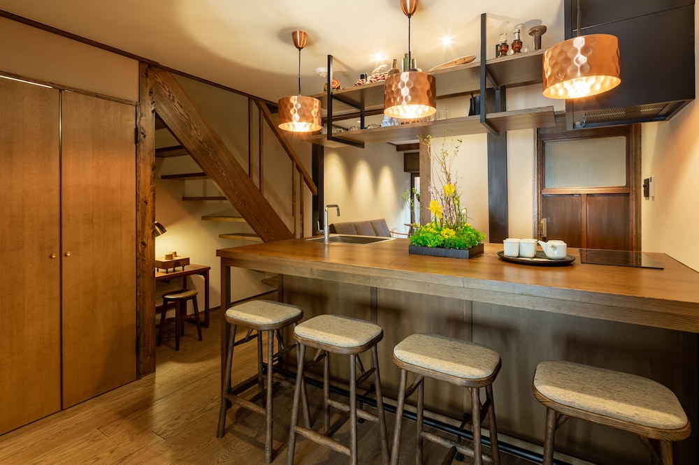 京都一棟貸し町屋旅館「華・星屋 」 京都