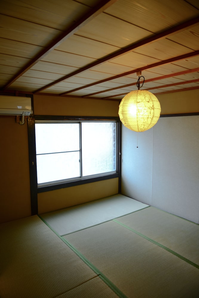 NISHIOJI KADO 京都