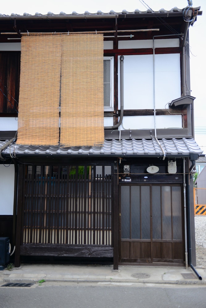 NISHIOJI KADO 京都