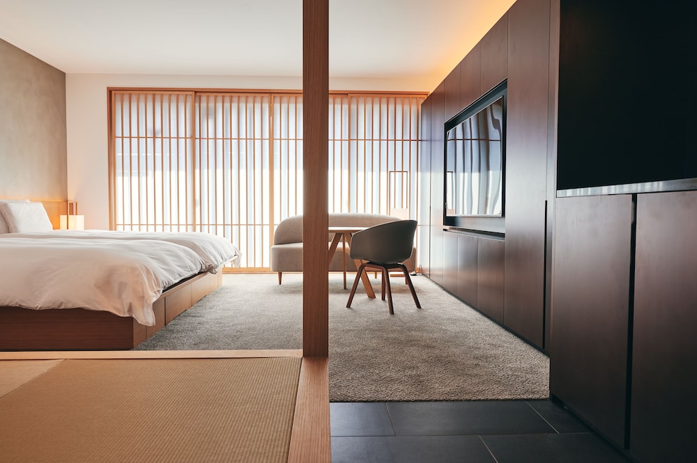 NOL KYOTO SANJO 京都