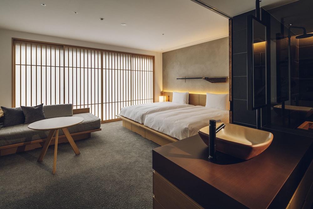 NOL KYOTO SANJO 京都