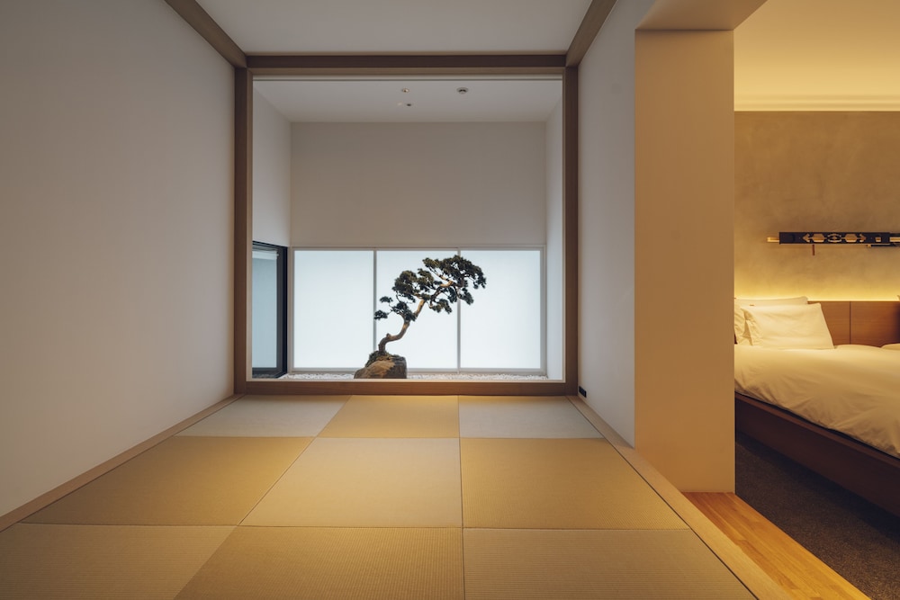 NOL KYOTO SANJO 京都