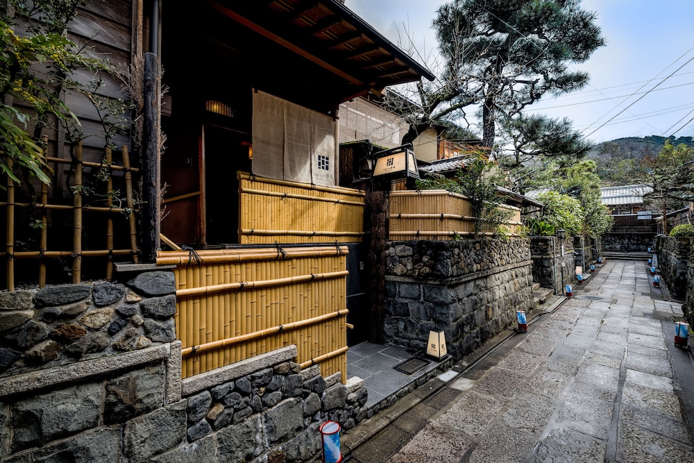 石塀小路夢庵 京都