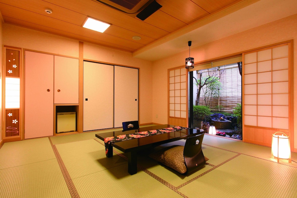 松井本館 京都