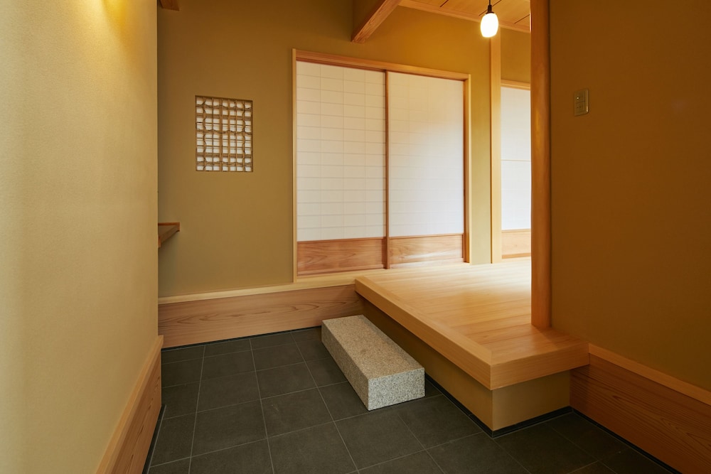 HANARE KYOTO 御宿 長谷川 京都