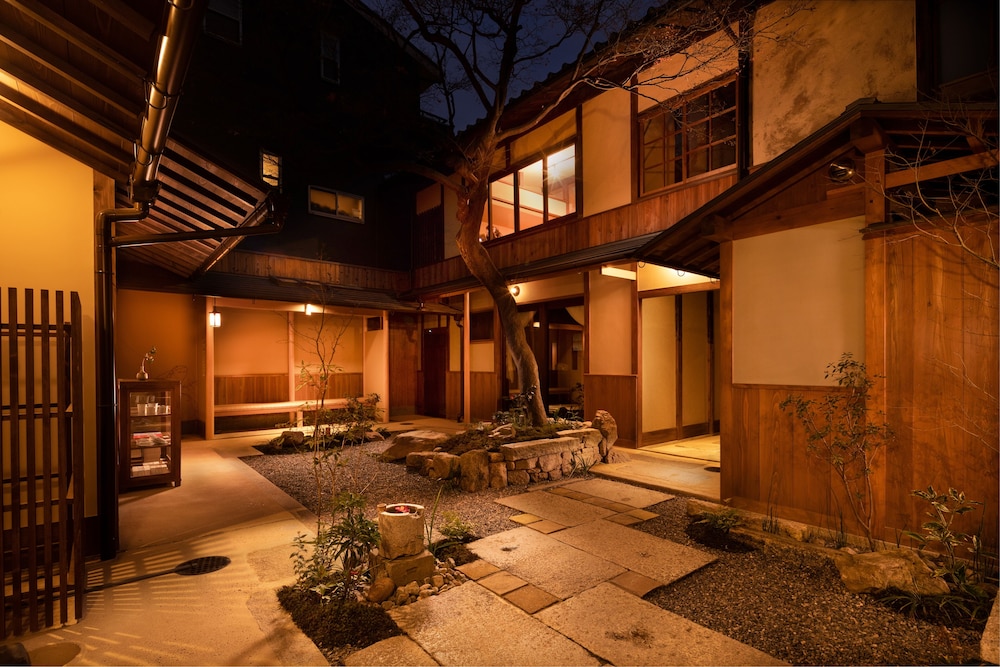 奏 松原御幸町 もみじ邸 京都