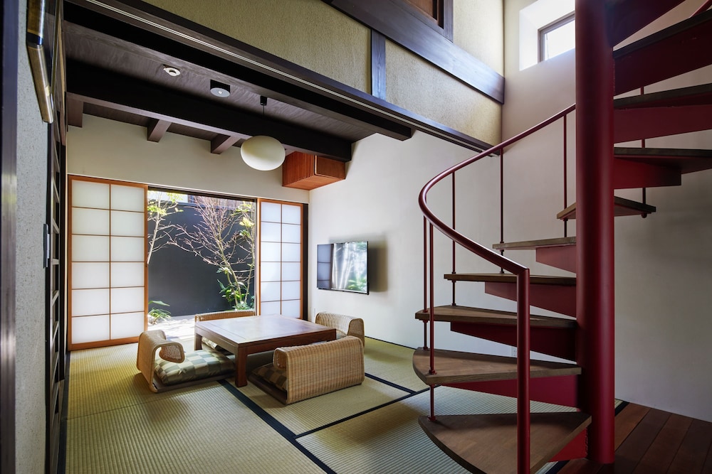 HANARE KYOTO 八坂の塔もくせい庵 京都