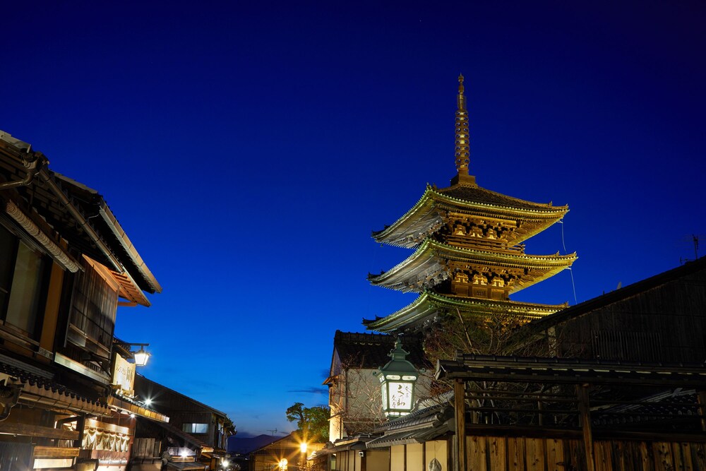 HANARE KYOTO 八坂の塔もくせい庵 京都