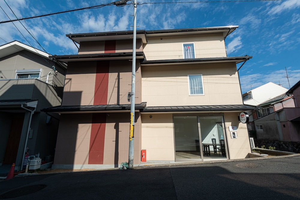 OYO 44693 HOTEL THE POINT NIJOJO NISHI 京都