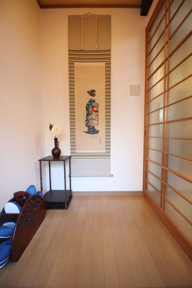 TRAD GUEST HOUSE KYOTO 京都