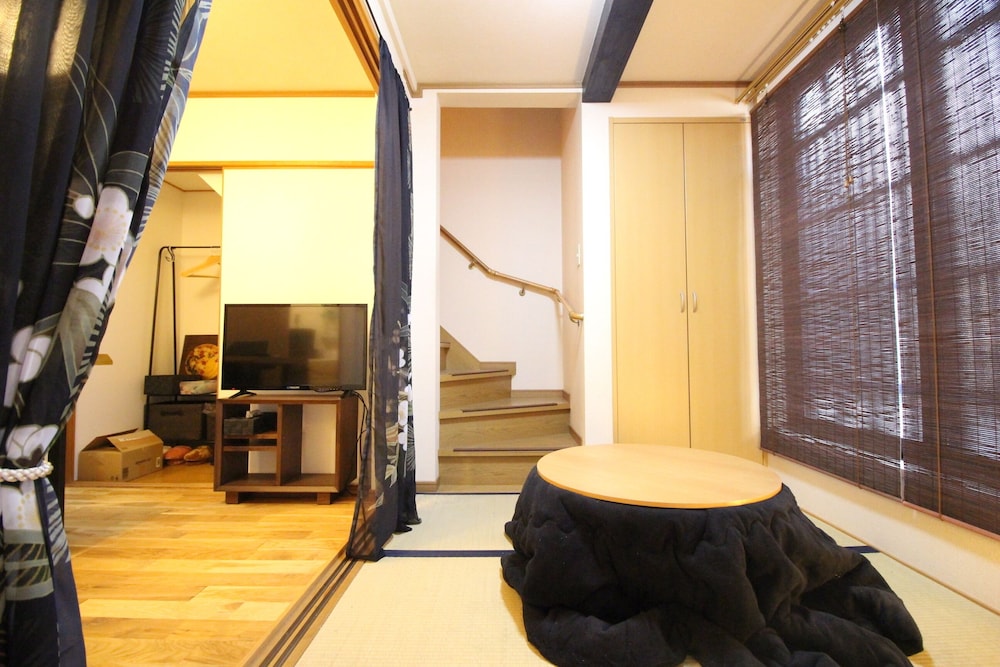 TRAD GUEST HOUSE KYOTO 京都