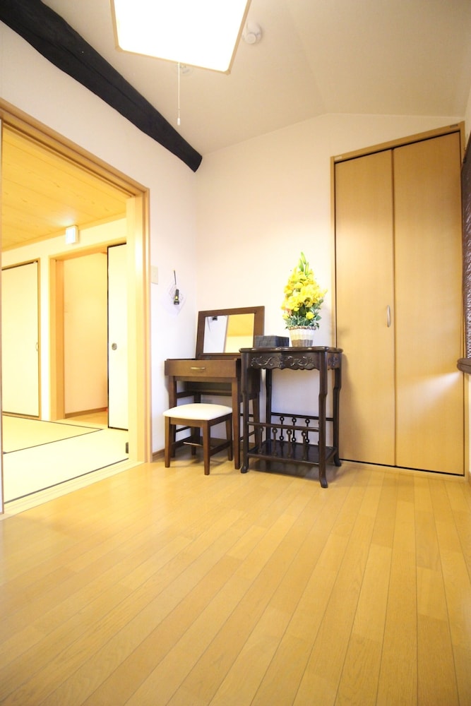TRAD GUEST HOUSE KYOTO 京都